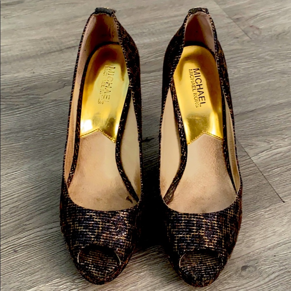 Michael Kors black and gold heels